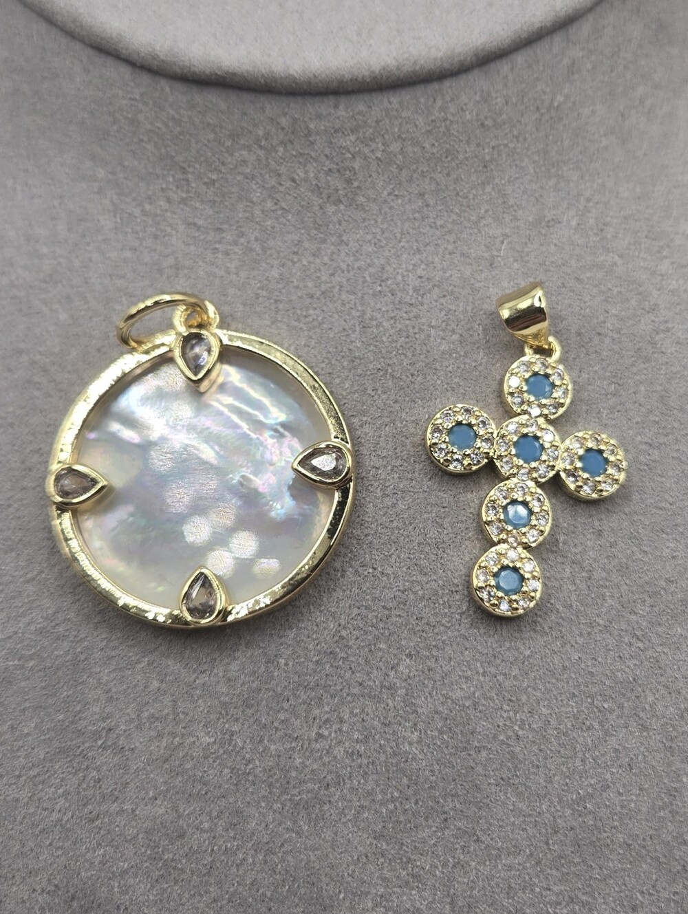 Beautiful 2-piece pendant bundle featuring a mother of pearl disc and sparkling